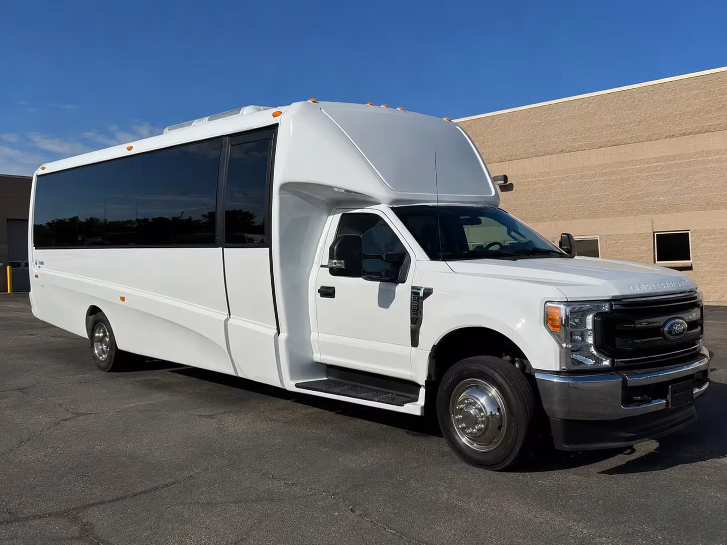 20 passenger minibus