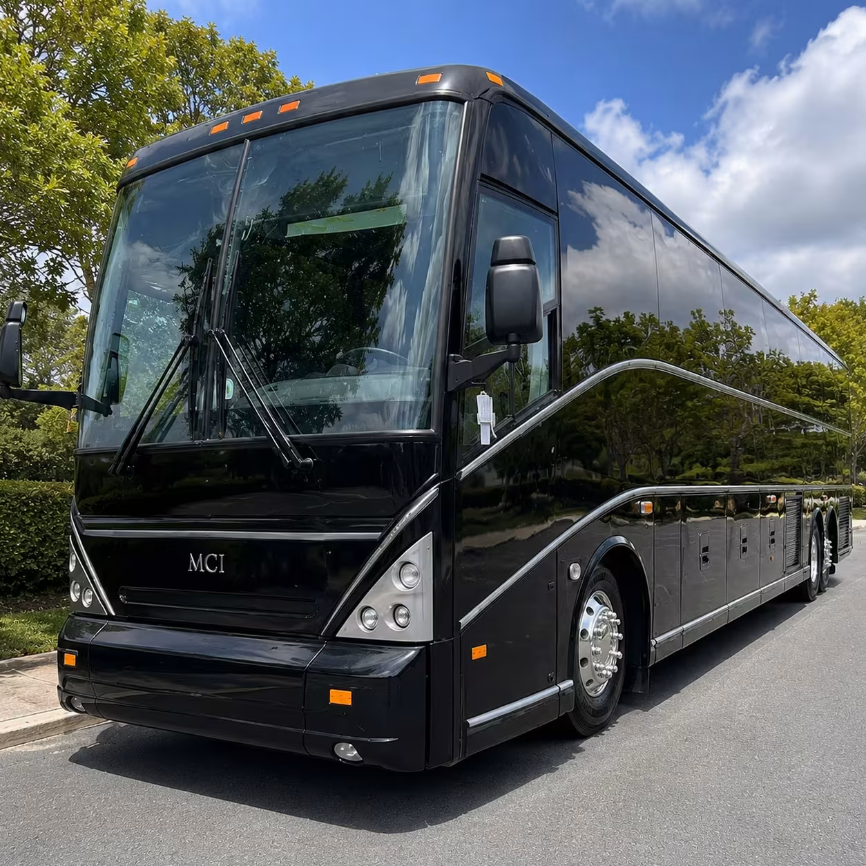 north port charter bus rentals for sarasota school field trips