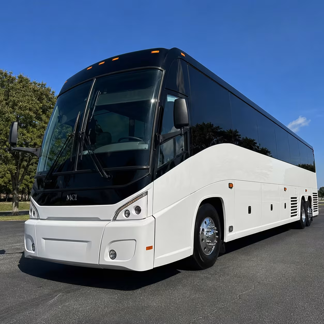 north port charter bus rentals to benchmark international arena