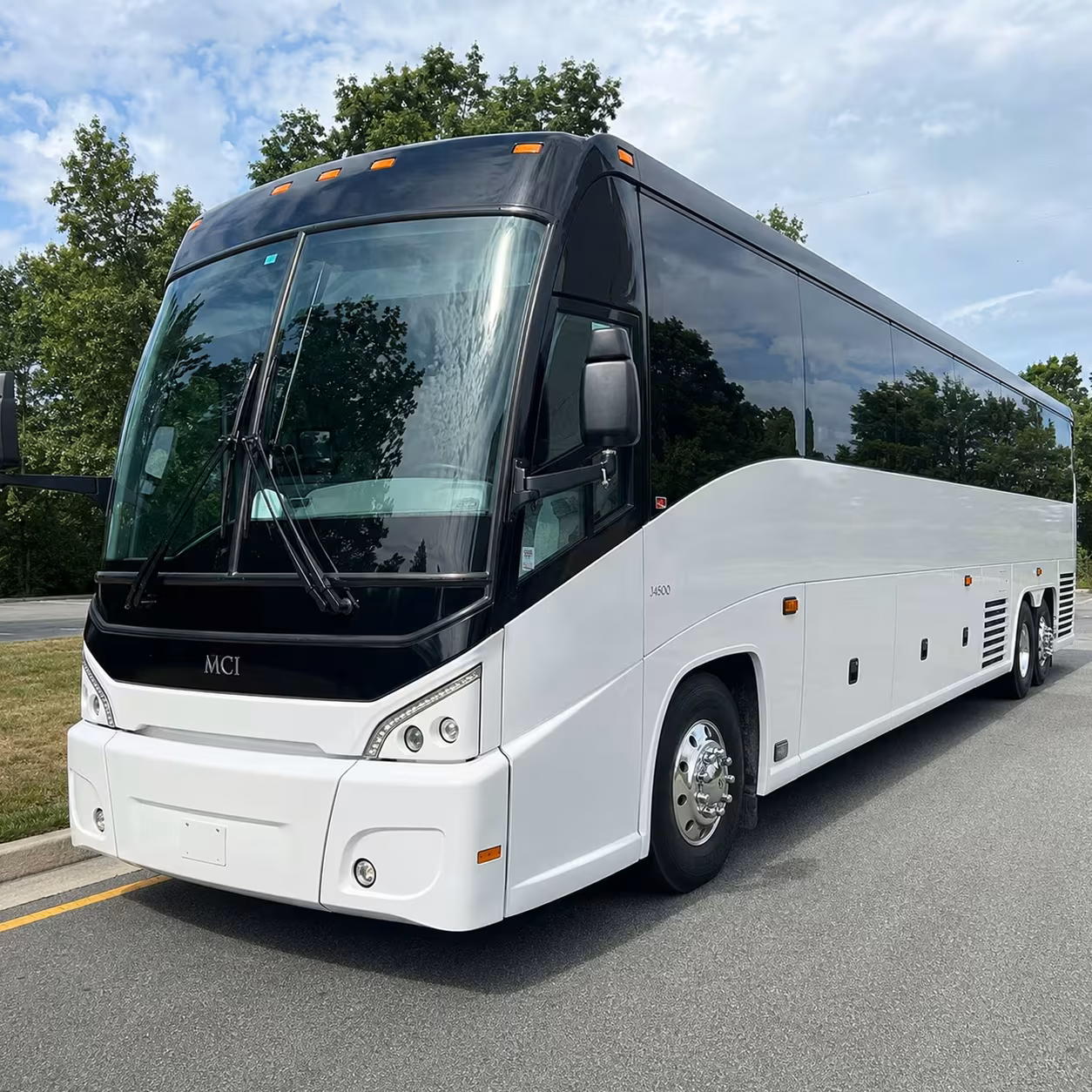 north port charter bus rentals to srq and rsw airports