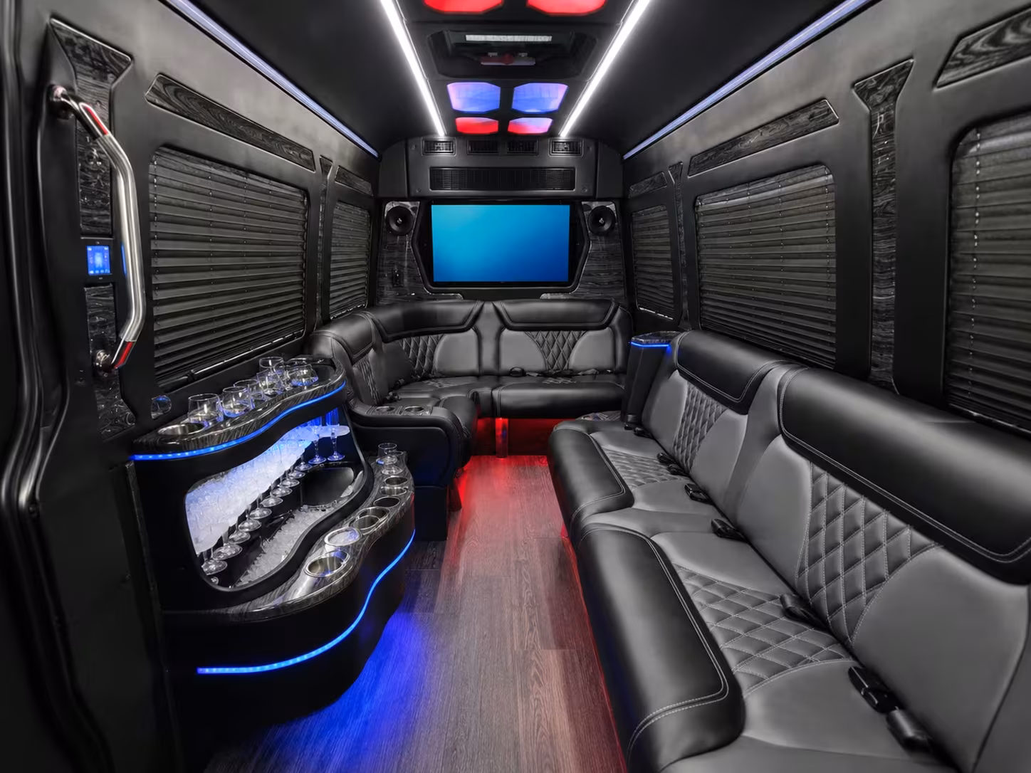 north port construction worksite shuttle buses for daily shifts